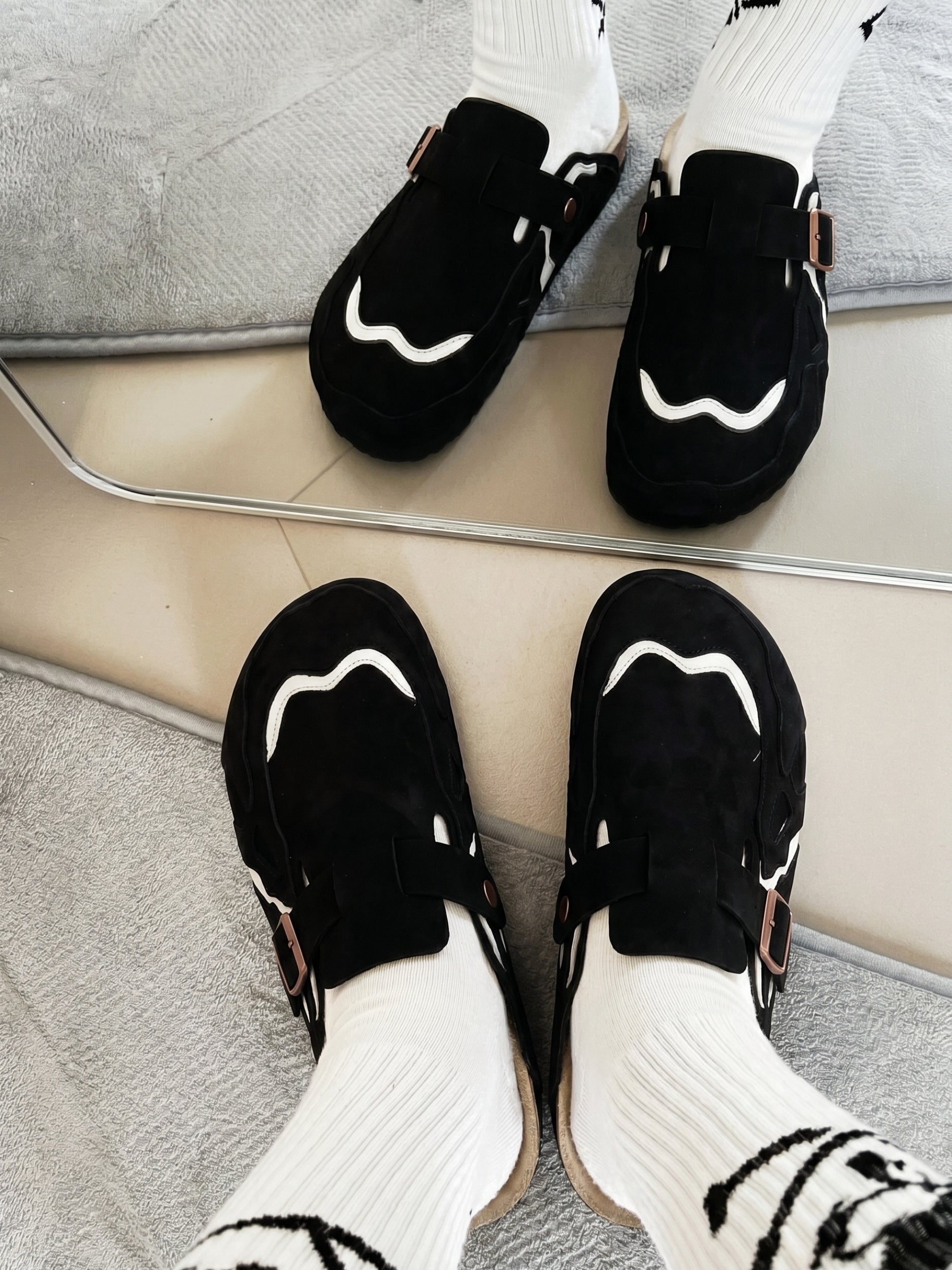DMR Wavey Clogs