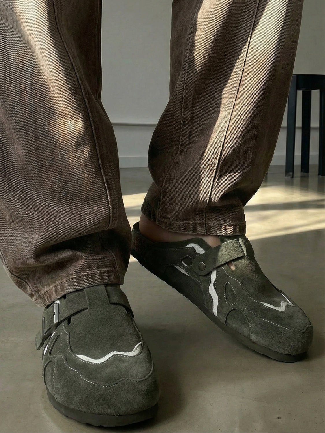 DMR Wavey Clogs