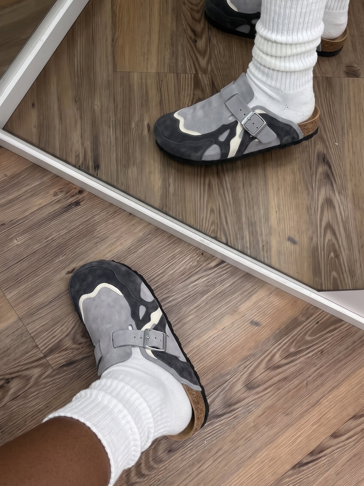 DMR Wavey Clogs