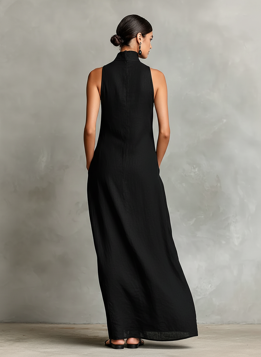 Vestido largo de lino con cuello alto y bolsillos laterales